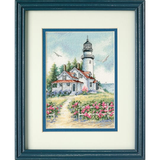 Dimensions&#xAE; Gold Petite Collection&#xAE; Scenic Lighthouse Counted Cross Stitch Kit